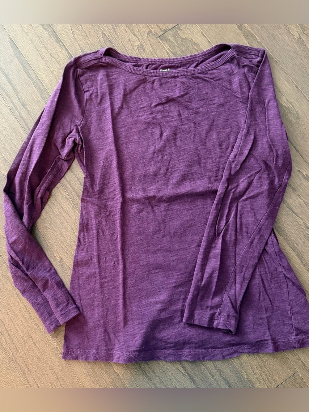 GAP Long Sleeve Tee in Deep Plum